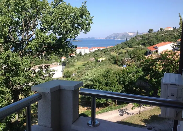 Apartment Biserka